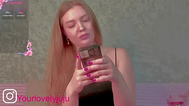 Snapshot of yourlovelyjul chatting on 03-07-26, 04:04 yourlovelyjul online show from 03-07-26, 04:04