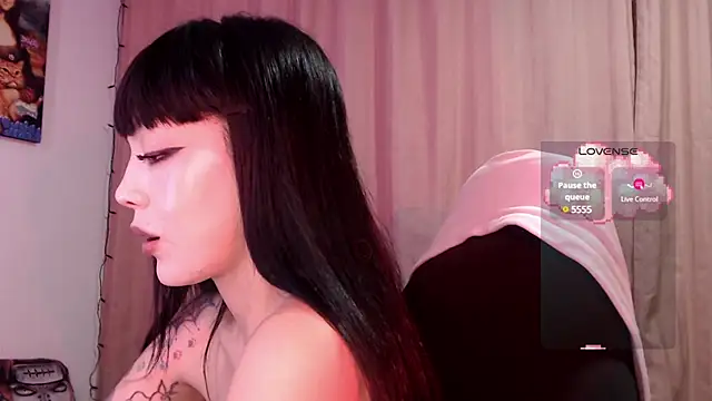 Snapshot of Persia_09 chatting on 02-24-25, 08:47 Persia 09 online show from 02-24-25, 08:47