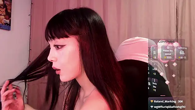 Snapshot of Persia_09 chatting on 02-24-25, 11:52 Persia 09 online show from 02-24-25, 11:52