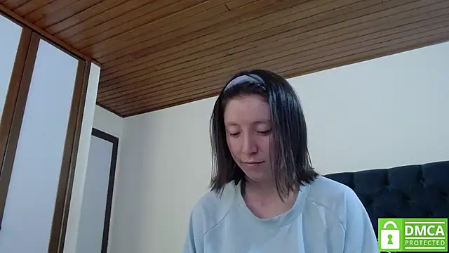 Sophi Cute online show from 01-03-25, 07:29