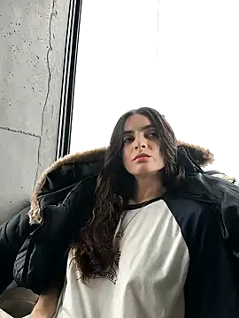 Snapshot of Sam_Sara chatting on 02-03-25, 03:06 Sam Sara online show from 02-03-25, 03:06