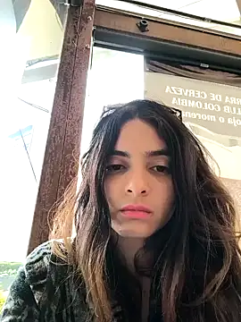 Snapshot of Sam_Sara chatting on 02-10-25, 06:56 Sam Sara online show from 02-10-25, 06:56