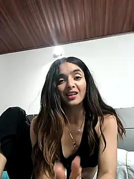 Snapshot of Sam_Sara chatting on 03-03-25, 08:00 Sam Sara online show from 03-03-25, 08:00