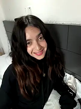 Snapshot of Sam_Sara chatting on 03-07-25, 09:38 Sam Sara online show from 03-07-25, 09:38