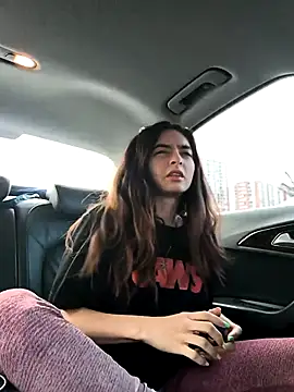 Snapshot of Sam_Sara chatting on 03-09-25, 12:09 Sam Sara online show from 03-09-25, 12:09