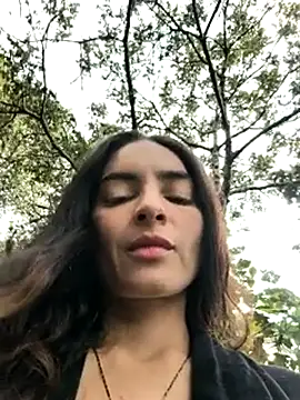 Snapshot of Sam_Sara chatting on 03-11-25, 05:02 Sam Sara online show from 03-11-25, 05:02