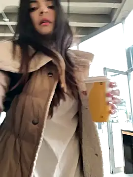 Sam Sara online show from 12-21-25, 01:07