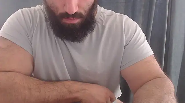 hugemachohandsome online show from 01-11-25, 10:29