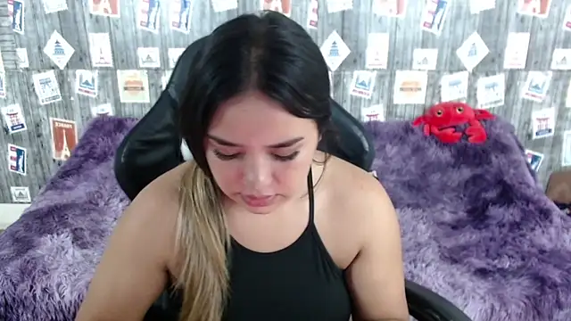 SaraCrow online show from 02-08-25, 06:43