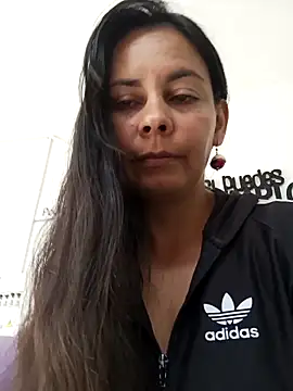 Snapshot of johannatb chatting on 02-19-25, 04:33 johannatb online show from 02-19-25, 04:33