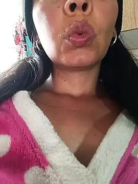 Snapshot of johannatb chatting on 03-09-25, 07:05 johannatb online show from 03-09-25, 07:05