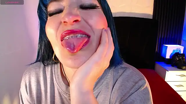 alicia moom online show from 04-06-26, 07:15