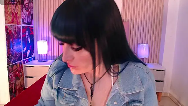 alicia moom online show from 06-06-26, 07:51