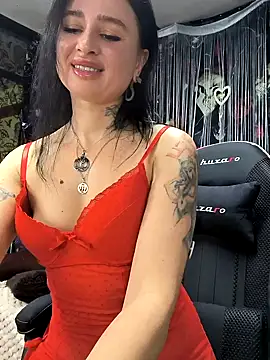 KikiXRed online show from 02-06-25, 10:15