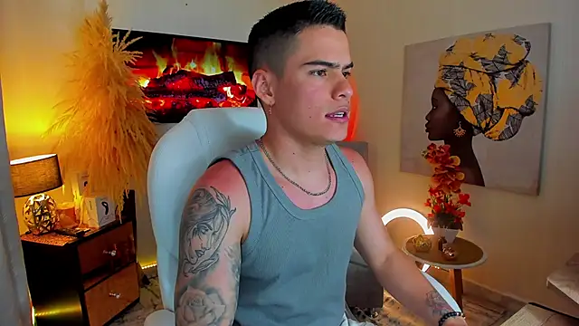 Snapshot of Matias_Murrier chatting on 01-19-25, 02:59 Matias Murrier online show from 01-19-25, 02:59