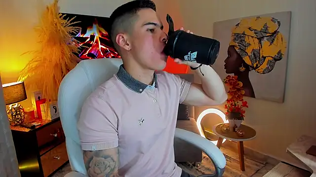 Snapshot of Matias_Murrier chatting on 01-27-25, 12:05 Matias Murrier online show from 01-27-25, 12:05