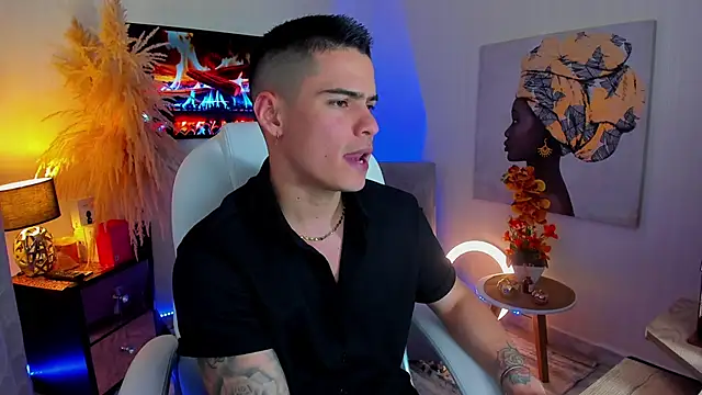 Snapshot of Matias_Murrier chatting on 02-01-25, 02:56 Matias Murrier online show from 02-01-25, 02:56