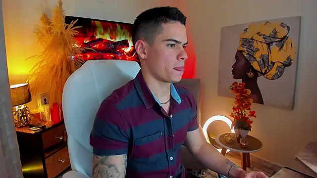 Snapshot of Matias_Murrier chatting on 02-13-25, 02:52 Matias Murrier online show from 02-13-25, 02:52