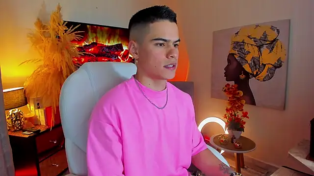 Snapshot of Matias_Murrier chatting on 02-14-25, 12:03 Matias Murrier online show from 02-14-25, 12:03