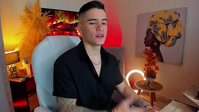 Snapshot of Matias_Murrier chatting on 02-21-25, 11:55 Matias Murrier online show from 02-21-25, 11:55