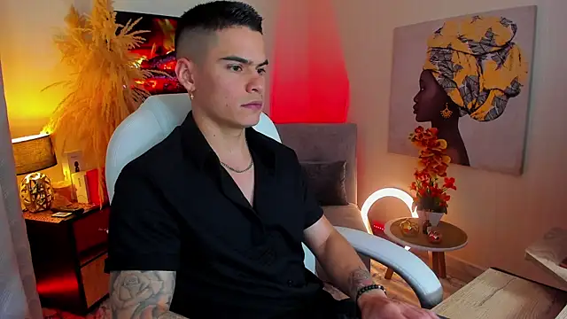 Snapshot of Matias_Murrier chatting on 02-21-25, 02:59 Matias Murrier online show from 02-21-25, 02:59