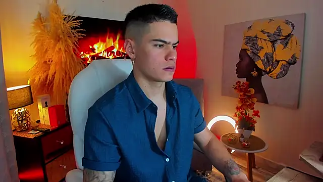 Snapshot of Matias_Murrier chatting on 02-28-25, 11:36 Matias Murrier online show from 02-28-25, 11:36