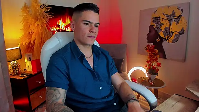 Snapshot of Matias_Murrier chatting on 02-28-25, 02:42 Matias Murrier online show from 02-28-25, 02:42