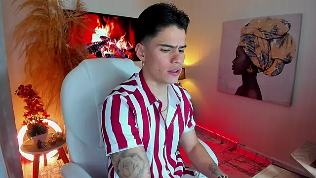 Snapshot of Matias_Murrier chatting on 09-19-25, 12:06 Matias Murrier online show from 09-19-25, 12:06