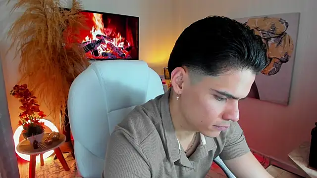 Snapshot of Matias_Murrier chatting on 09-25-25, 12:09 Matias Murrier online show from 09-25-25, 12:09