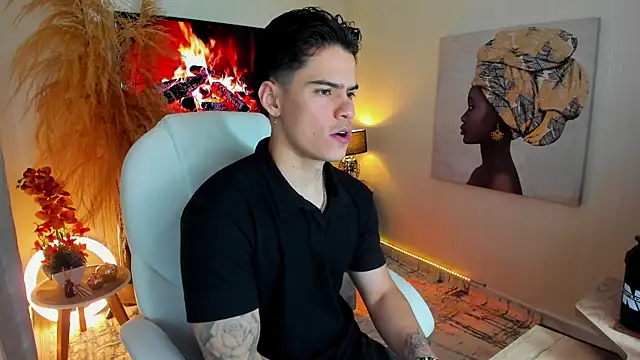 Snapshot of Matias_Murrier chatting on 10-07-25, 11:40 Matias Murrier online show from 10-07-25, 11:40