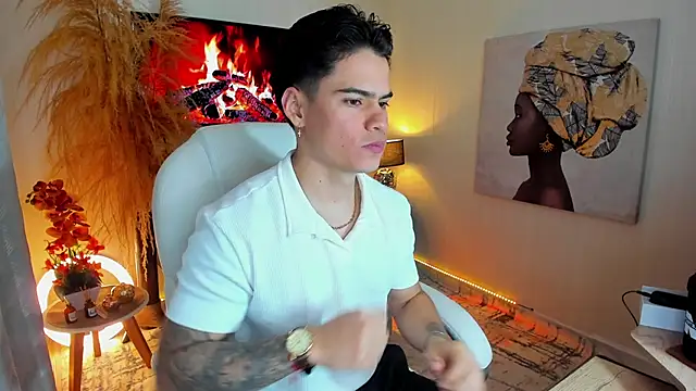 Snapshot of Matias_Murrier chatting on 10-10-25, 11:42 Matias Murrier online show from 10-10-25, 11:42