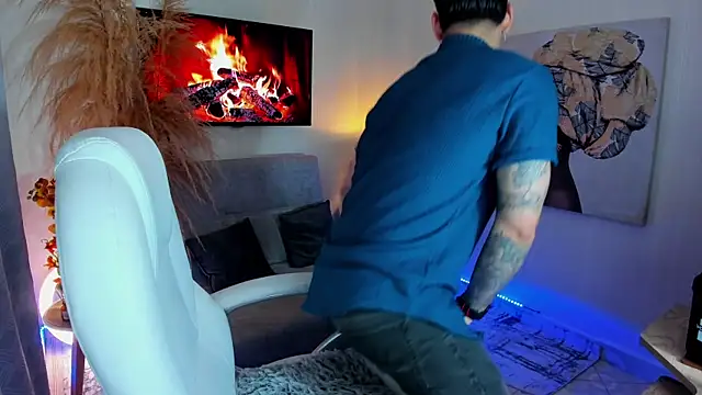 Snapshot of Matias_Murrier chatting on 10-18-25, 12:06 Matias Murrier online show from 10-18-25, 12:06