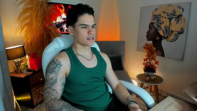 Snapshot of Matias_Murrier chatting on 11-25-25, 11:43 Matias Murrier online show from 11-25-25, 11:43