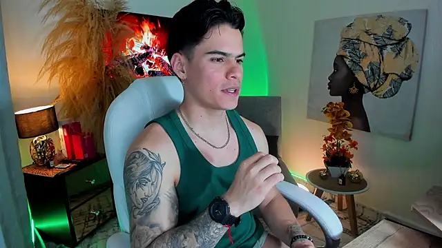 Snapshot of Matias_Murrier chatting on 12-15-25, 12:59 Matias Murrier online show from 12-15-25, 12:59