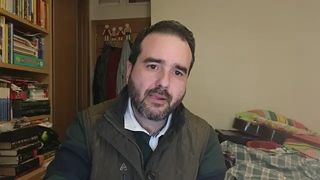 curiosillo83 online show from 02-03-26, 03:06