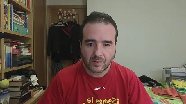 Snapshot of curiosillo83 chatting on 05-19-26, 01:56 curiosillo83 online show from 05-19-26, 01:56