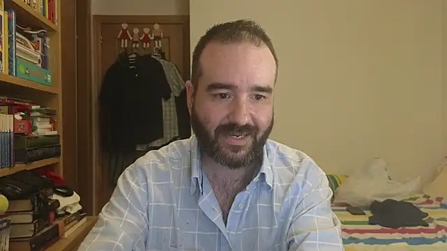 curiosillo83 online show from 07-25-26, 05:38