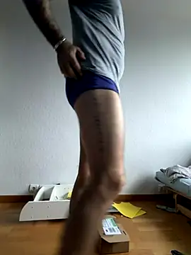 jouet75 online show from 12-21-25, 03:30