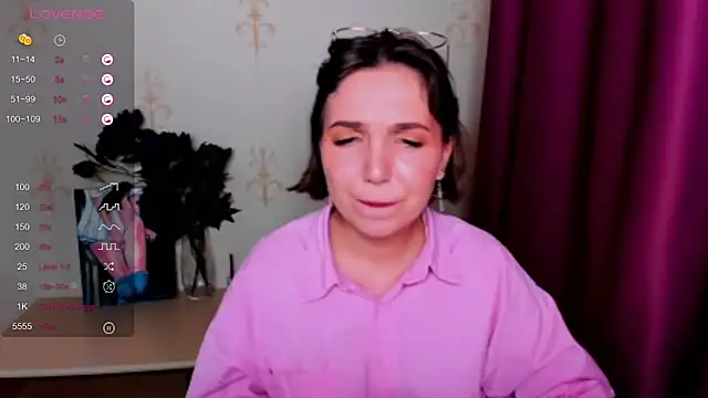 KindHazelHere  online show from 09-30-25, 10:09