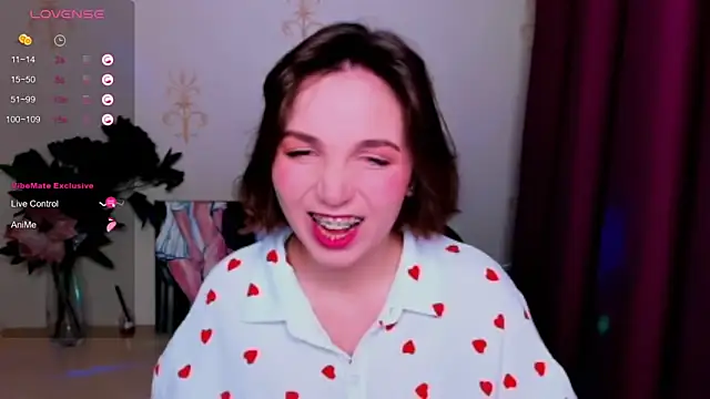 KindHazelHere  online show from 10-10-25, 08:13