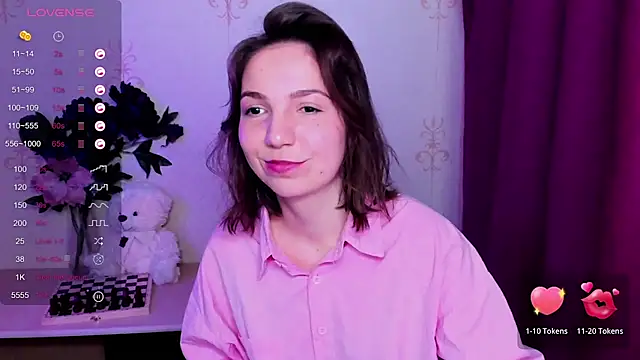 KindHazelHere  online show from 03-31-26, 06:14