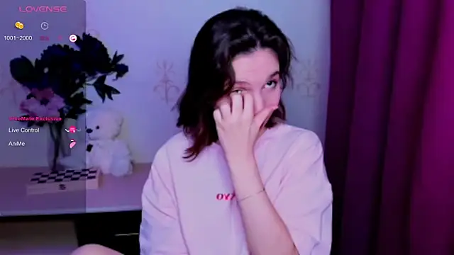 KindHazelHere  online show from 04-24-26, 12:02