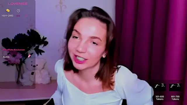 KindHazelHere  online show from 05-19-26, 05:36