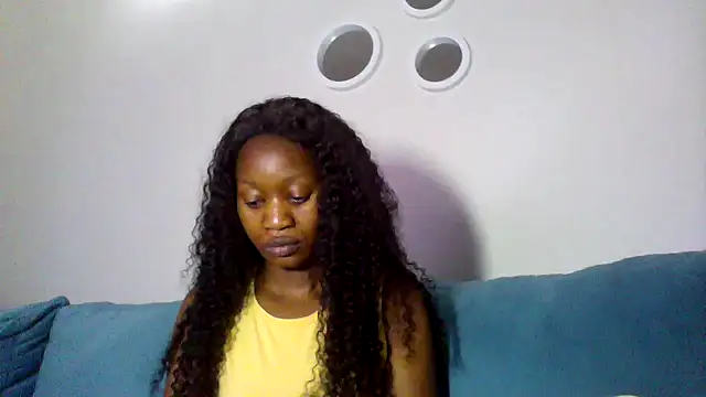 Snapshot of Hardnipples8 chatting on 10-29-25, 11:06 Hardnipples8 online show from 10-29-25, 11:06