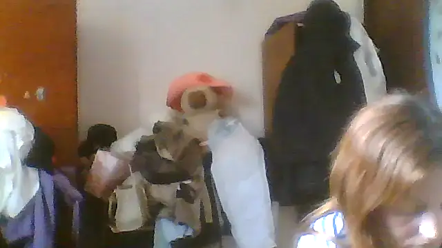 Snapshot of ShawnaAdams chatting on 05-19-26, 04:24 ShawnaAdams online show from 05-19-26, 04:24