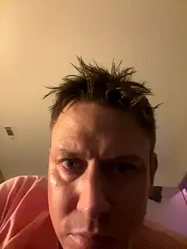 Snapshot of LiamDean20 chatting on 10-29-25, 05:20 LiamDean20 online show from 10-29-25, 05:20