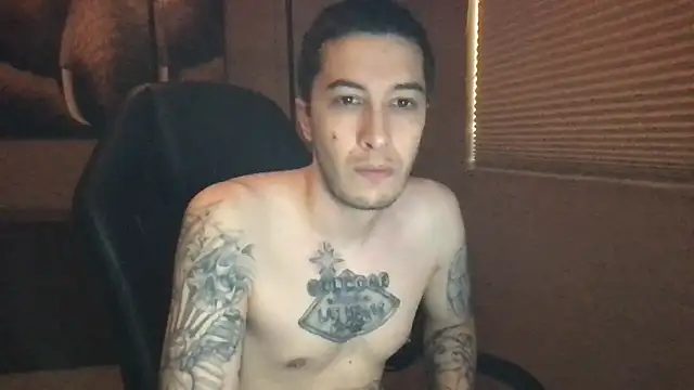 Snapshot of Bwcjoshbanks chatting on 05-27-26, 06:49 Bwcjoshbanks online show from 05-27-26, 06:49
