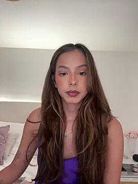 Bella cutte  online show from 12-17-25, 11:55