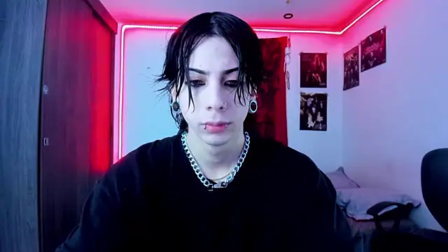 Snapshot of dussk_ chatting on 01-05-25, 05:41 dussk online show from 01-05-25, 05:41