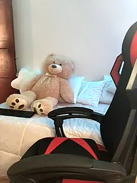 Snapshot of stevenSEX123 chatting on 12-01-24, 04:40 stevenSEX123 online show from 12-01-24, 04:40